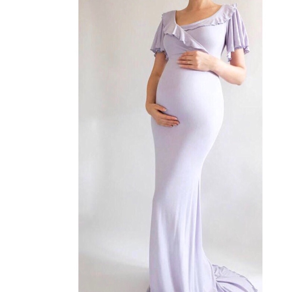 Maternity gown